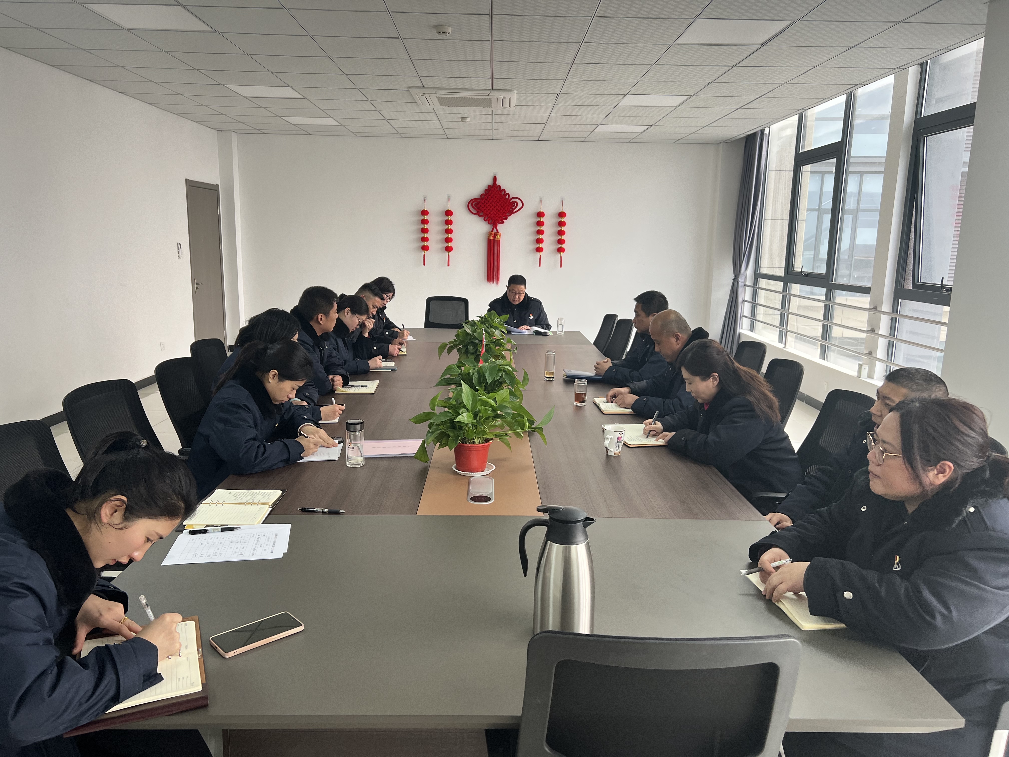 經(jīng)營(yíng)發(fā)展事業(yè)部開(kāi)展“聚焦大招商、 聚力大會(huì)戰(zhàn)”主題黨日活動(dòng)