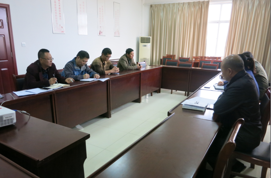 公交大浦廠黨支部組織開展專題學(xué)習(xí)會議