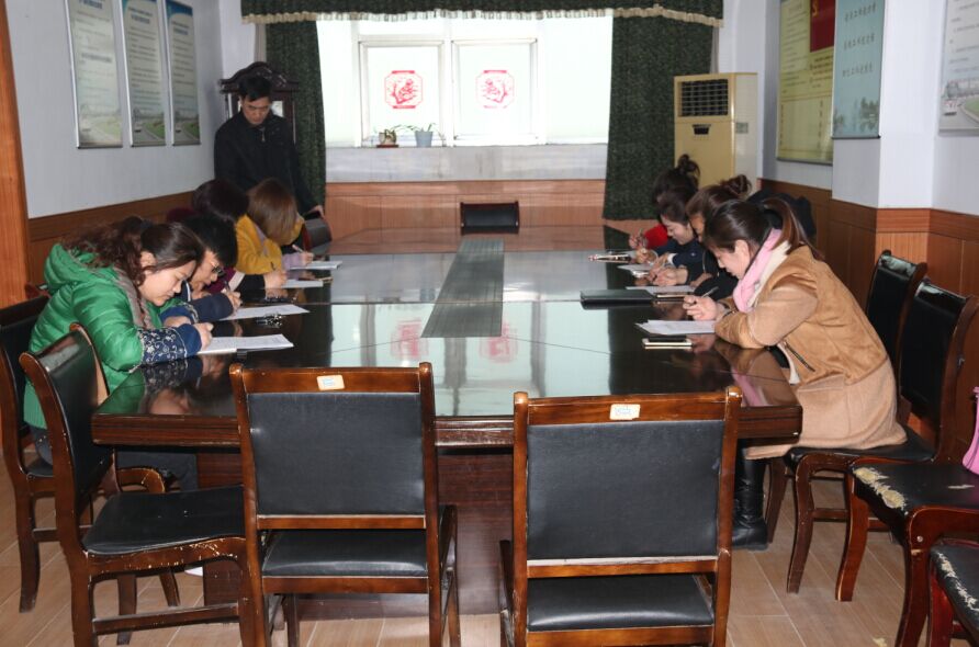 公交新浦公司開展業(yè)務(wù)考核活動(dòng)