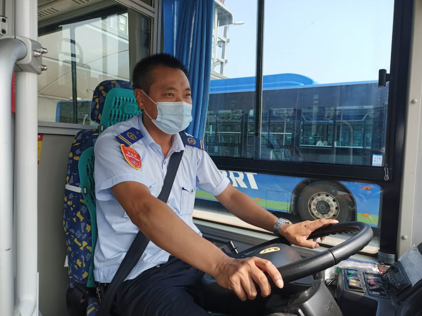 快速公交事業部駕駛員拾金不昧獲感謝