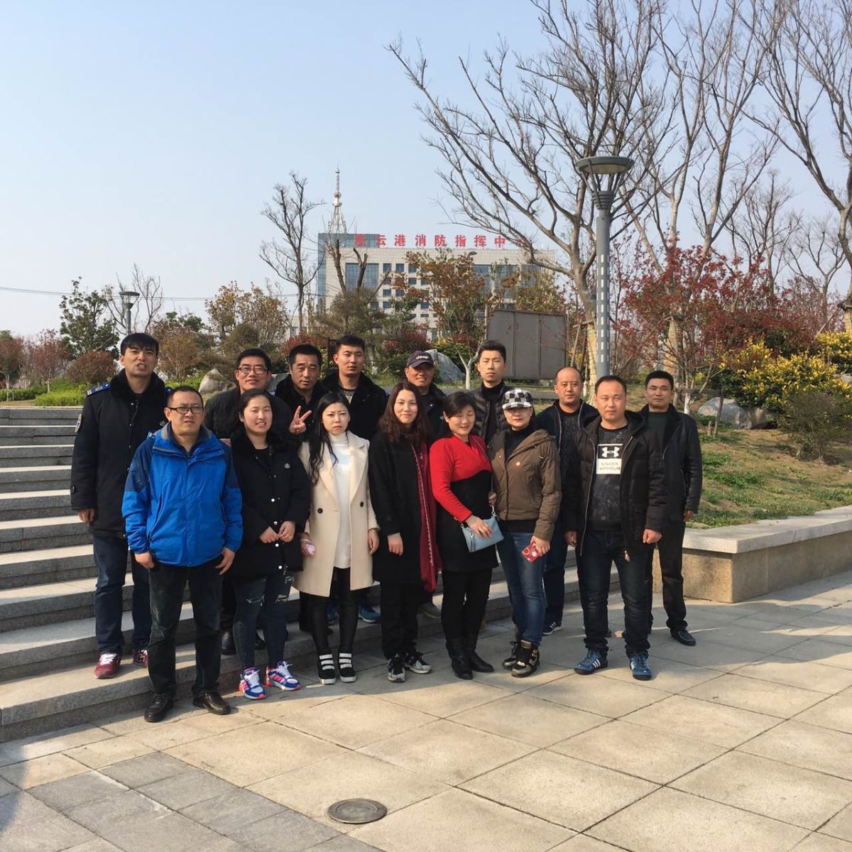 公交新浦公司開展應(yīng)急救援隊伍體能訓練