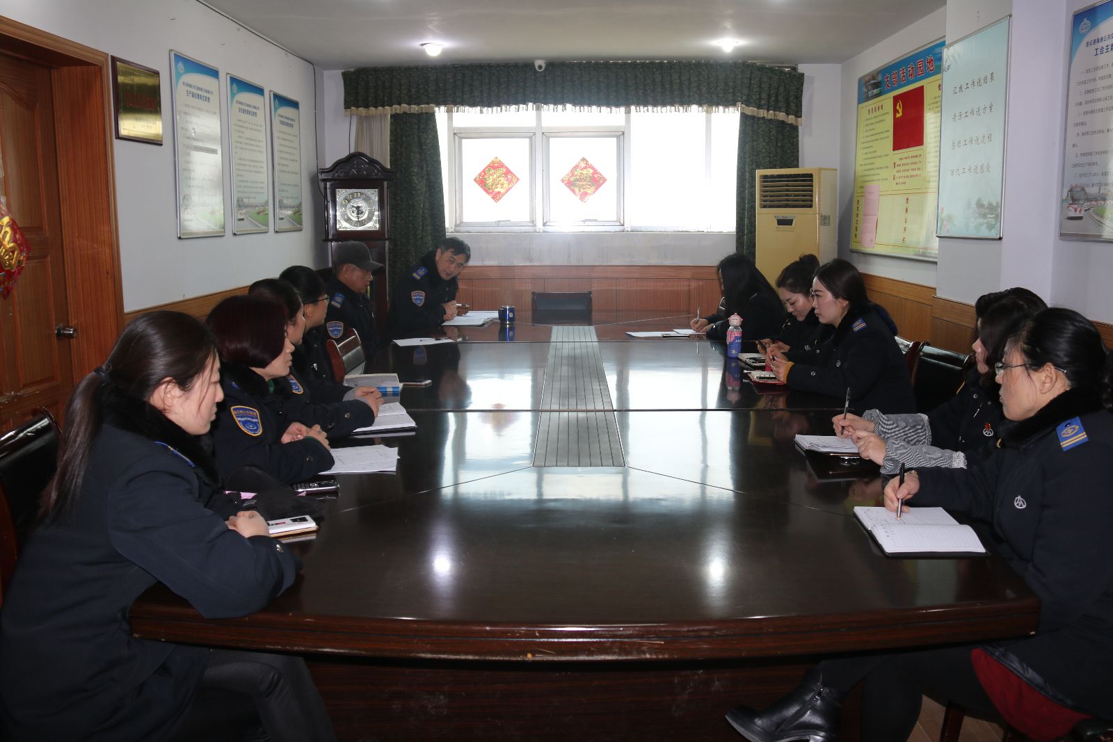 公交新浦公司召開業務促進會